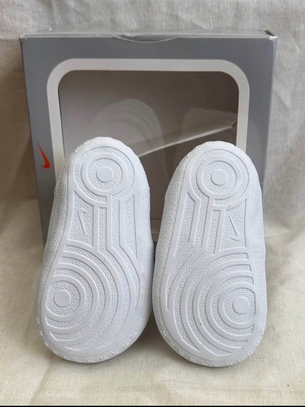 Nike Kids White Leather Sneakers - Picture 2 of 2